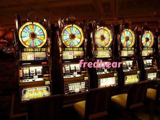 fredbear Live Game Shows at fredbear